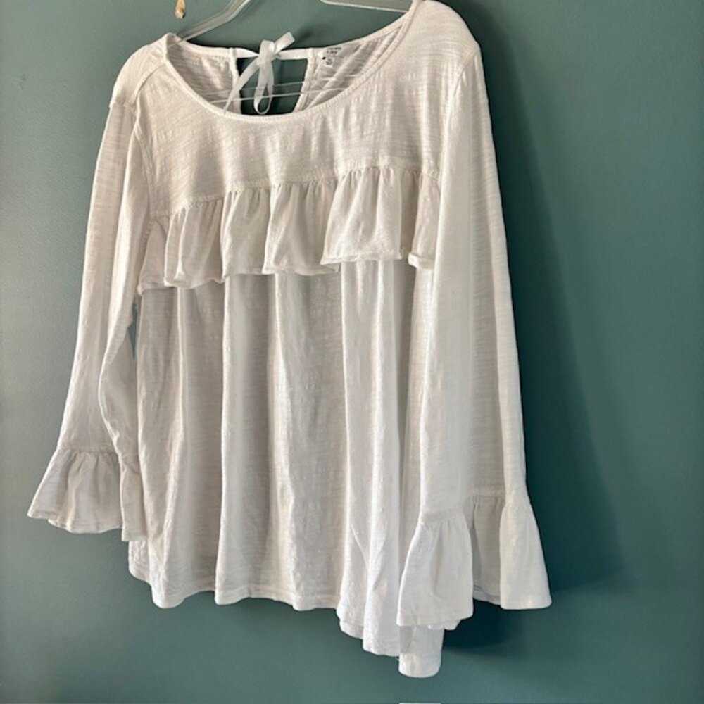 Crown & Ivy XL Ruffle Yoke Bell Sleeve Peasant Tunic Top Ivory Lightweight Boho - Picture 3 of 6